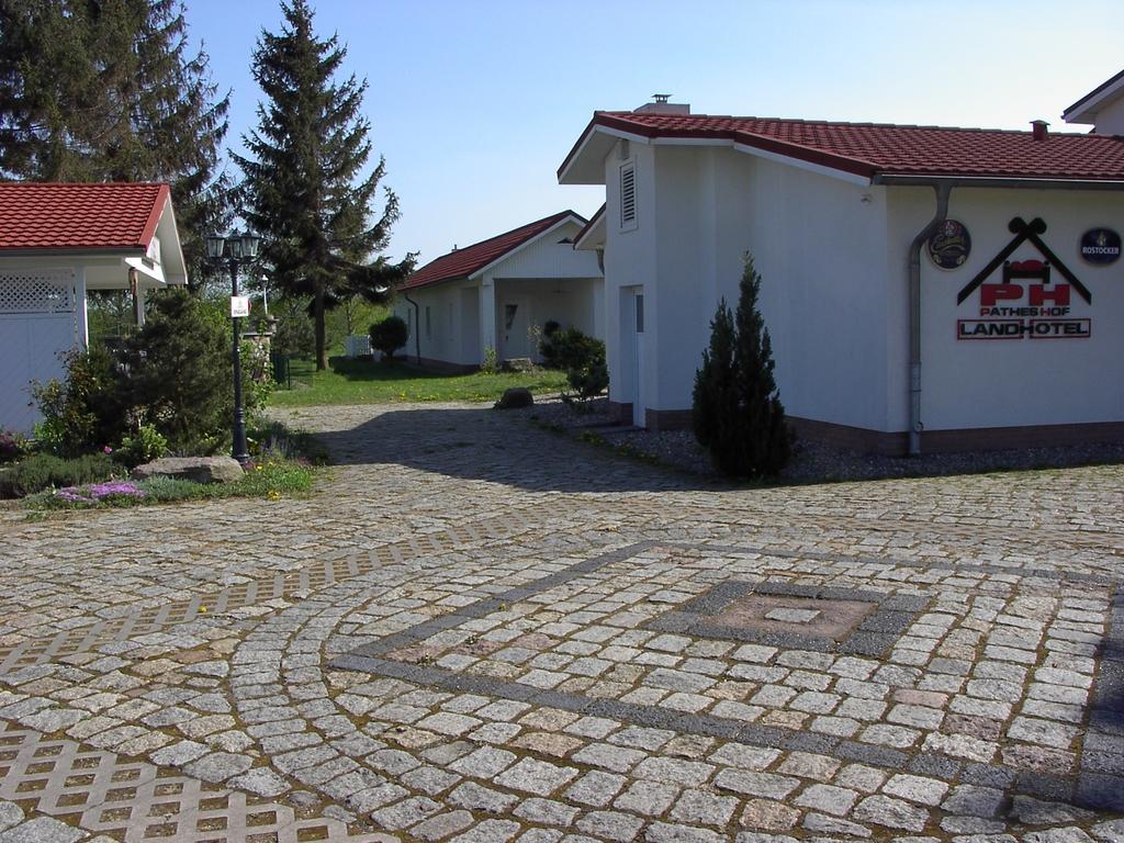Landhotel Pathes Hof Volkenshagen ภายนอก รูปภาพ