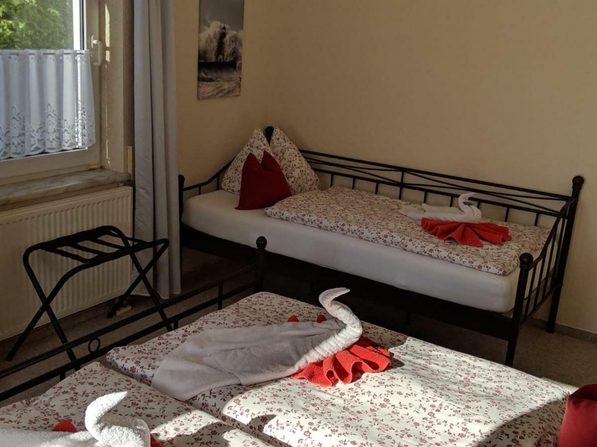 Landhotel Pathes Hof Volkenshagen ภายนอก รูปภาพ